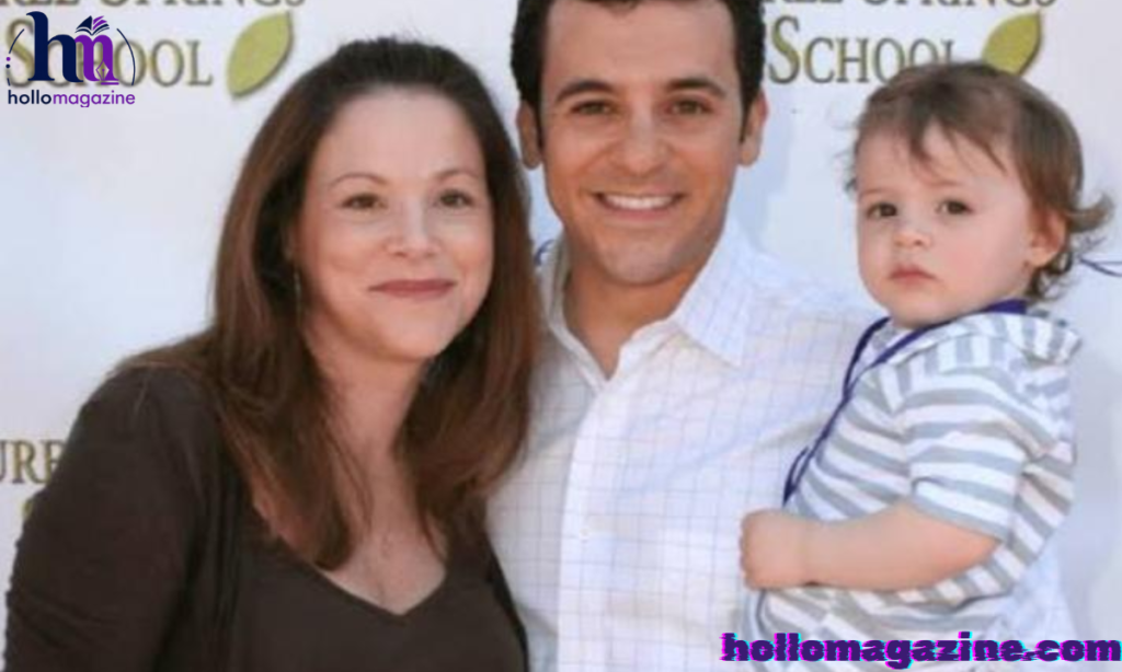 Father – Fred Savage