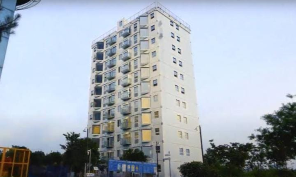 A 10-Story Building